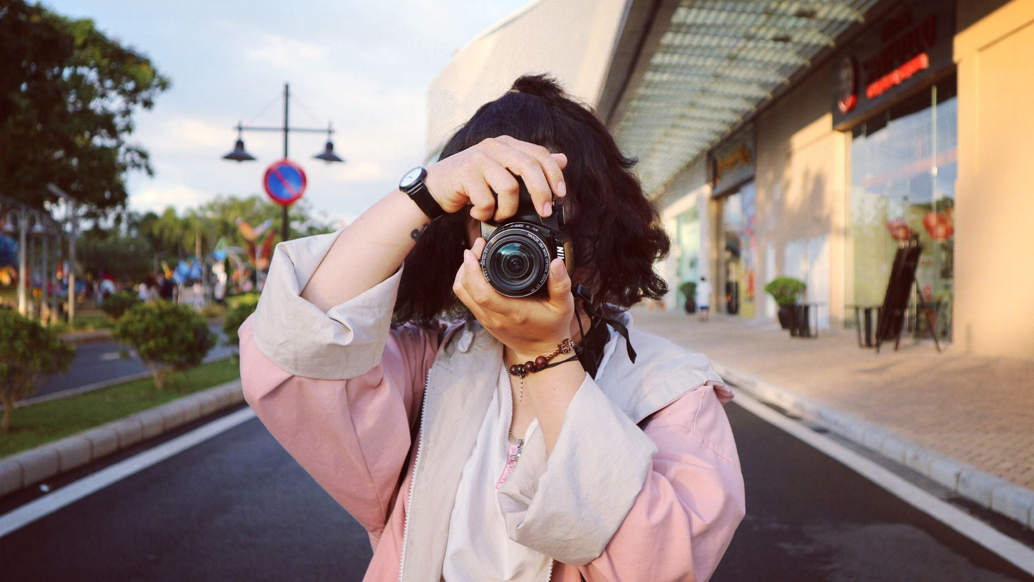 How to Create Cinematic Vlogs with Oldshark—Even If You’re Just Starting Out