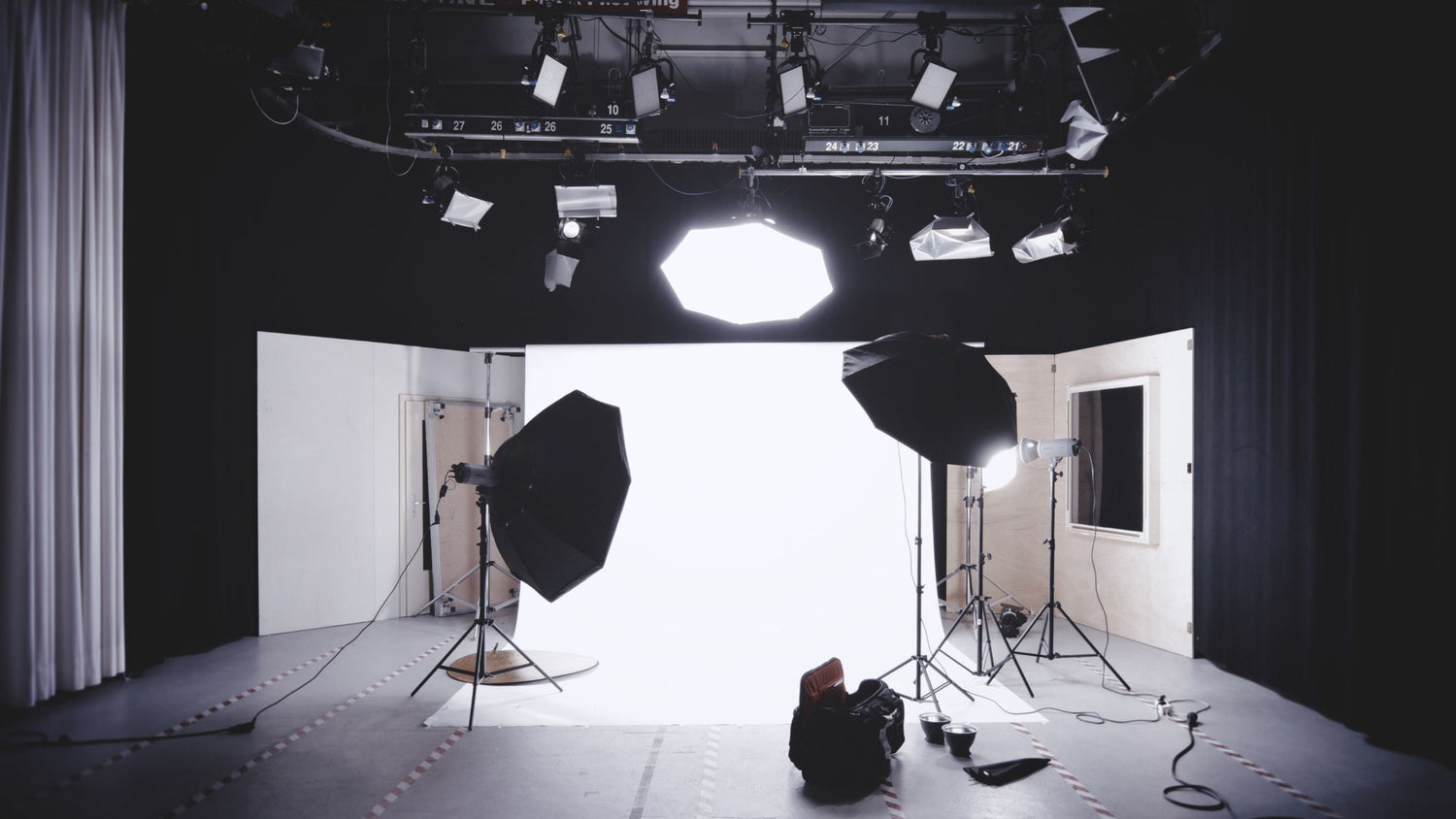Best Video Lighting Equipment: How to Choose the Right One?